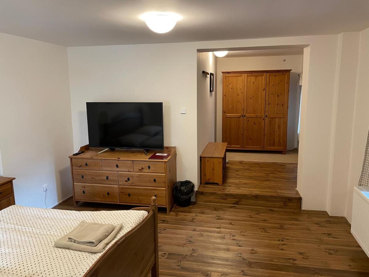 רוז'מברק נאד וויטאבו Apartmany Rozmberk מראה חיצוני תמונה