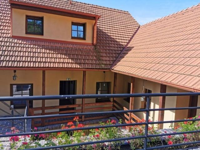 רוז'מברק נאד וויטאבו Apartmany Rozmberk מראה חיצוני תמונה